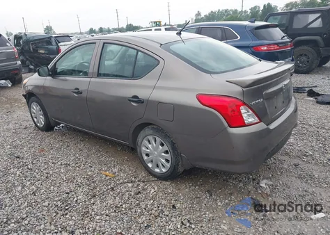 2017 Nissan Versa 1.6 S+ z USA, uszkodzony, nr VIN 3N1CN7AP9HL902229
